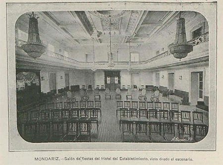 Salón de fiestas del Hotel del Establecimiento, visto desde el escenario. Mondariz. Revista ilustrada 10 (1918): 232.